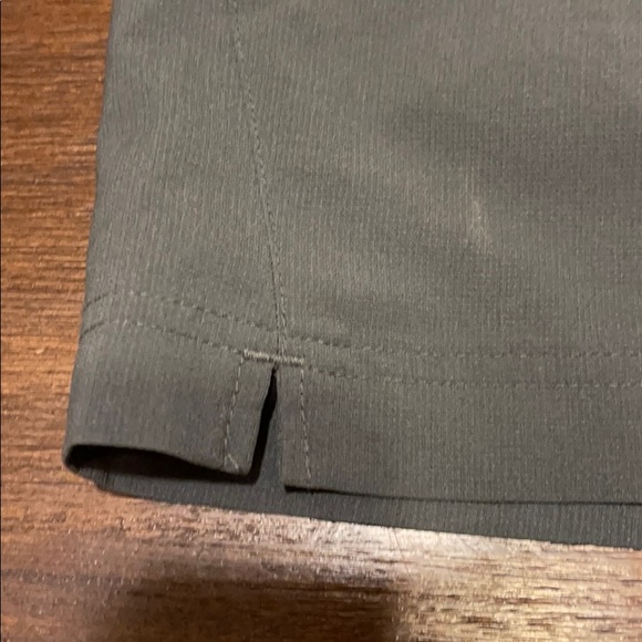 Columbia green shorts Size 10 - Picture 14 of 15